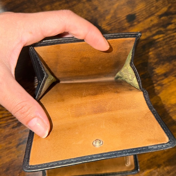 Vintage Coach Black Leather Snap Wallet | Classic Minimalist - Picture 3 of 3